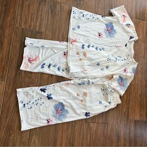 Floral Two-Piece Pajama Set in Cream with Blue & Pink Flowers